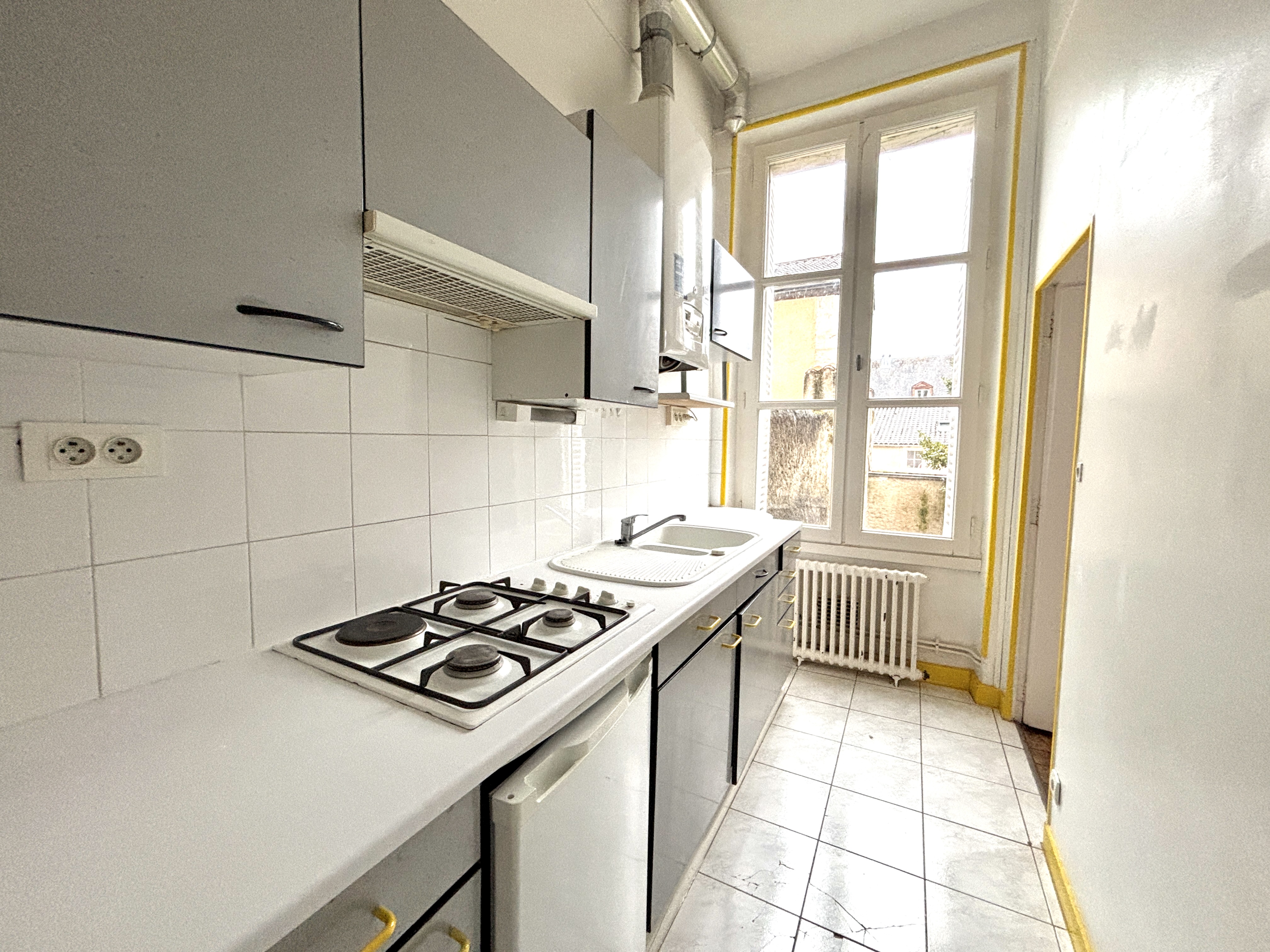 Grand T2 Hyper-centre