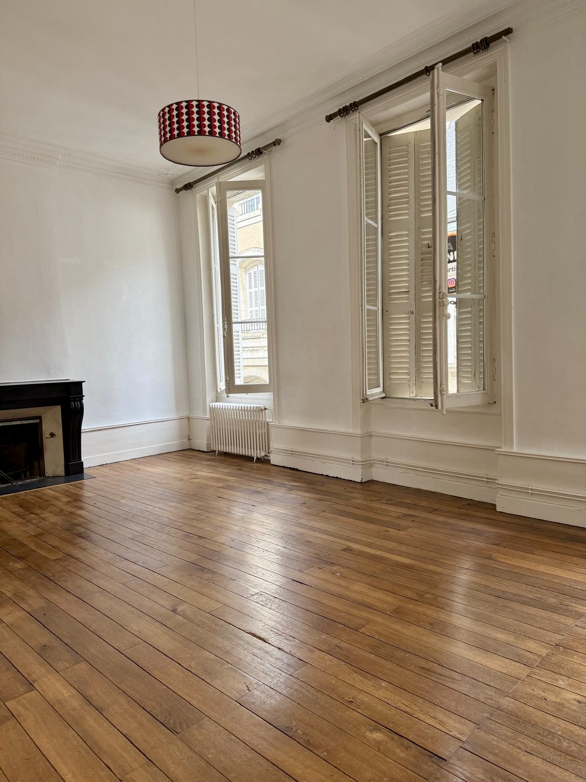 Grand T2 Hyper-centre