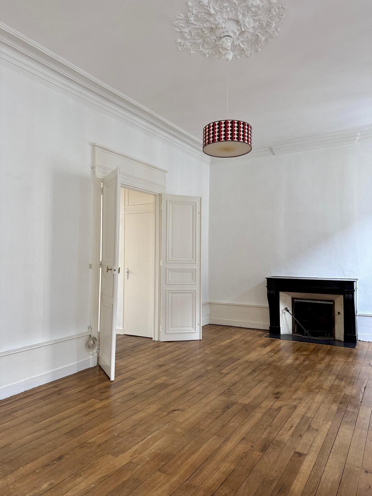 Grand T2 Hyper-centre